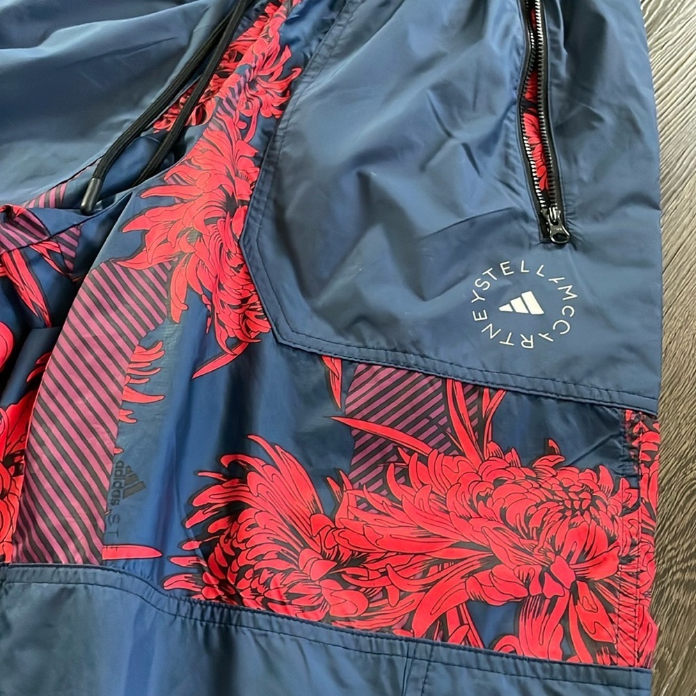 💙🔺Adidas by Stella McCartney nylon windbreaker pants floral navy red pants
